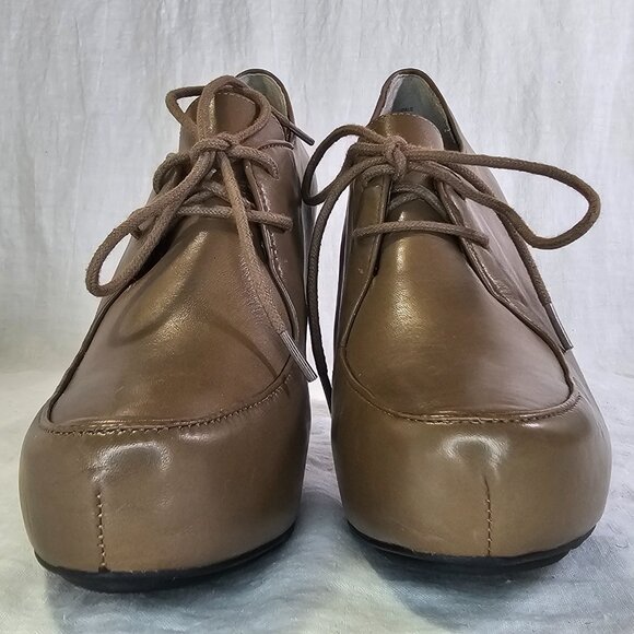 Me Too Lynessa Genuine Leather Chunky Platform Oxford Bootie Pumps 8 Taupe - Picture 4 of 12